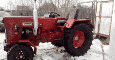 Трактор Universal 445V
